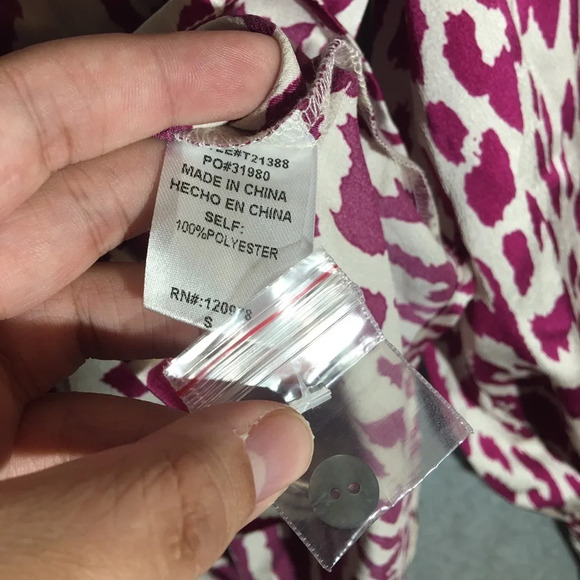 Womens NWOT Entro Blouse Button Up Animal Print Colorful Work Office Career - Picture 4 of 6